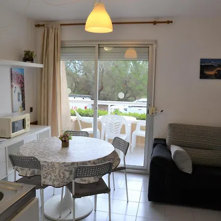 Acogedor En La Playa Con Acceso Directo Al Mar Y Piscina En - Es-323-22 L'Estartit